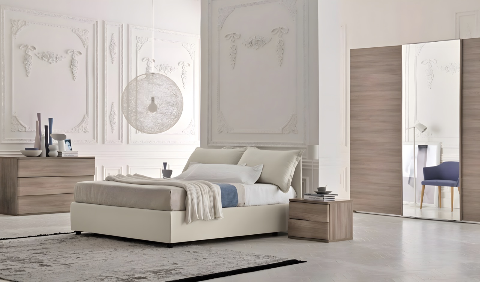 Camera da letto chiara con letto imbottito e comodini